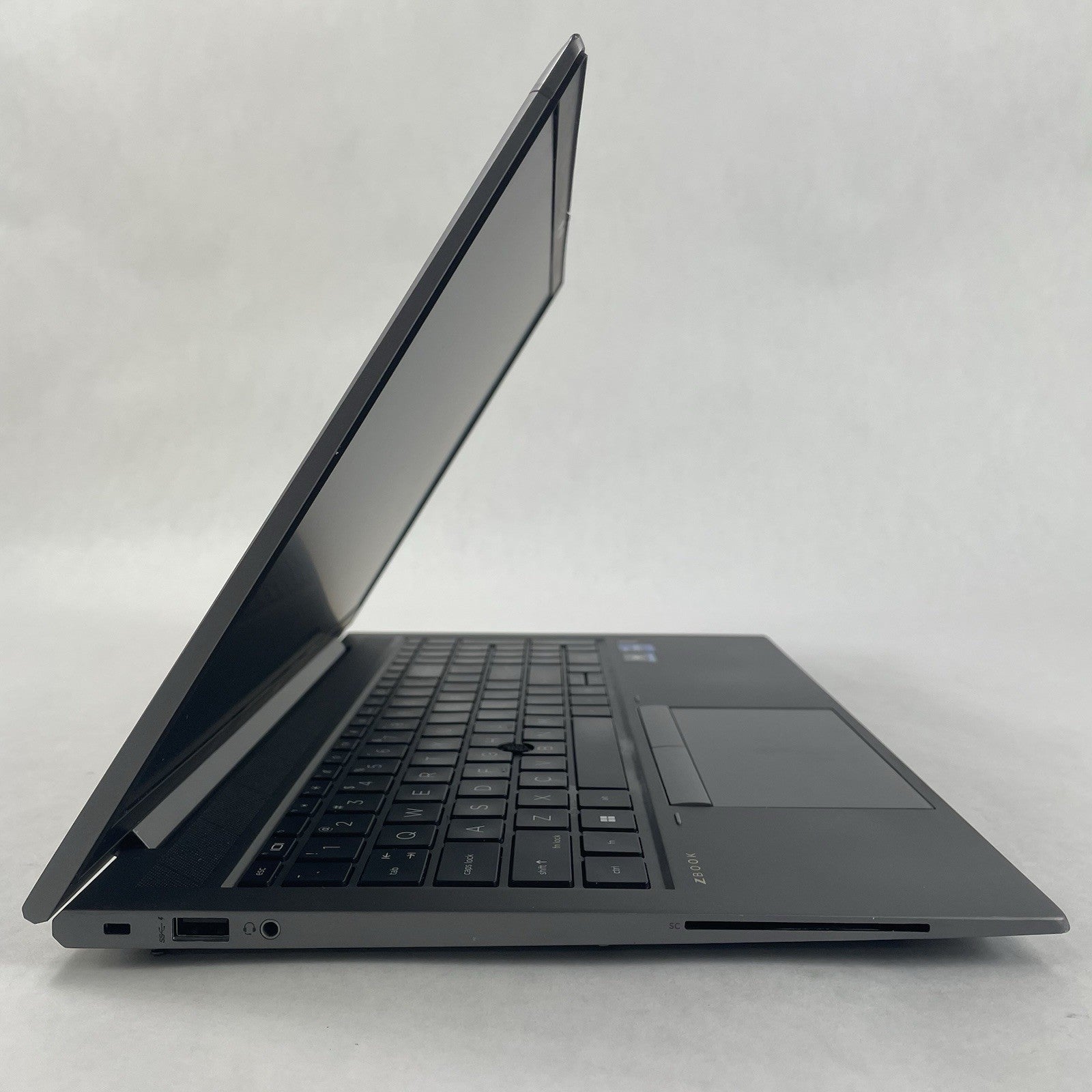 HP ZBook FireFly 15 G8 15.6" i7-1165G7 2.80 GHz 16 GB RAM No SSD/OS/AC3