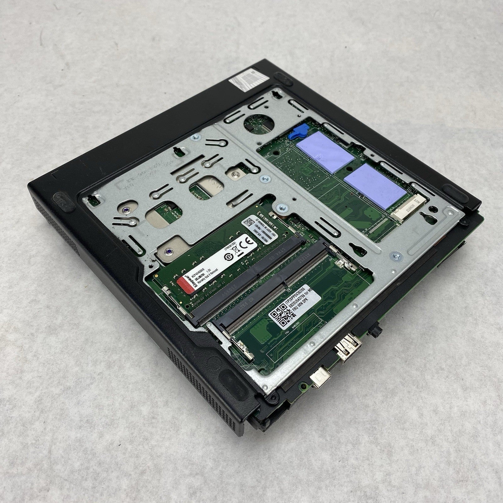 Lenovo ThinkCentre M70q Micro Intel Core i5-10500T 2.3GHz 8GB RAM No HDD/OS/AC