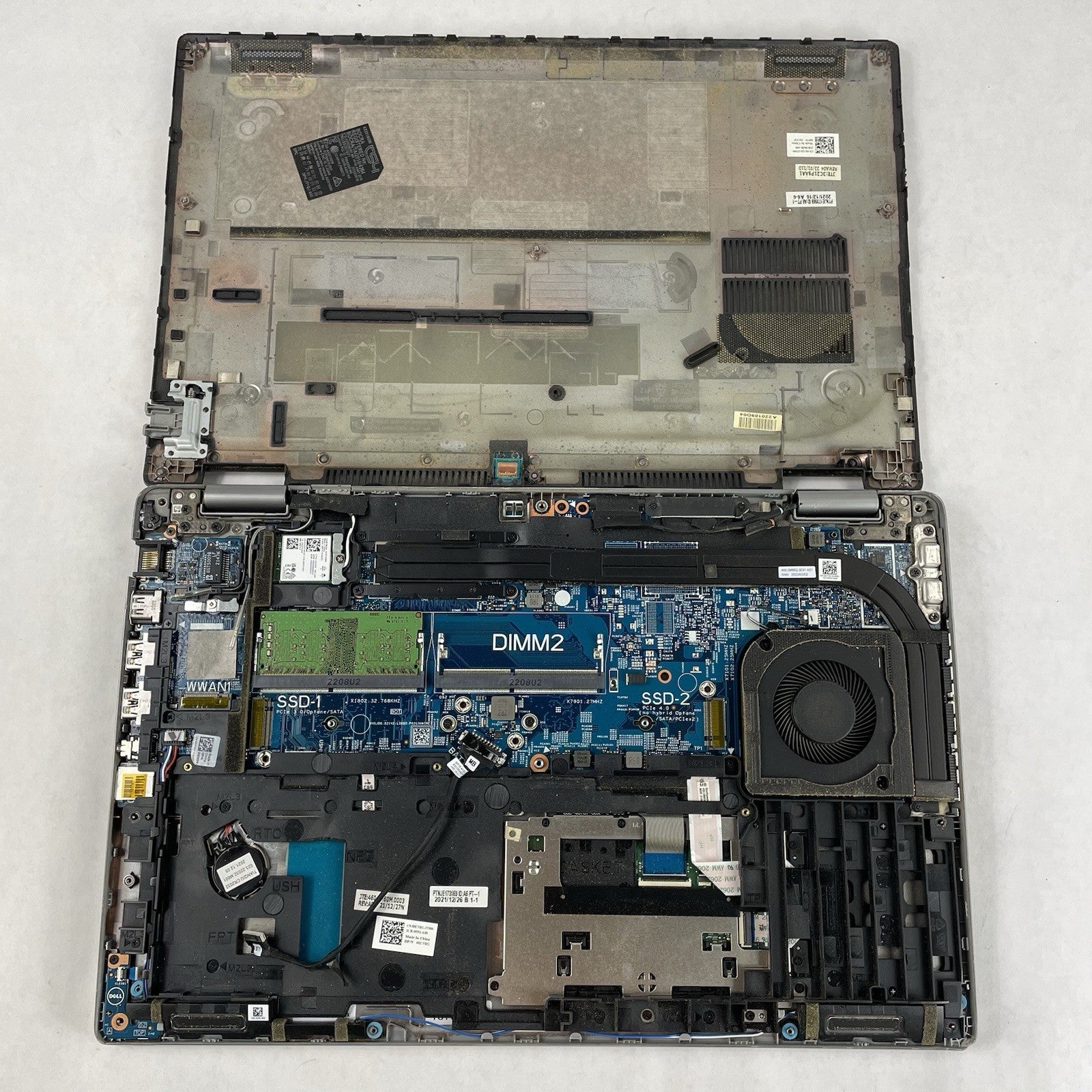 Dell Latitude 5520 15.6" i5-1135G7 2.40 GHz 8 GB RAM No SSD/OS/AC/Batt - READ16