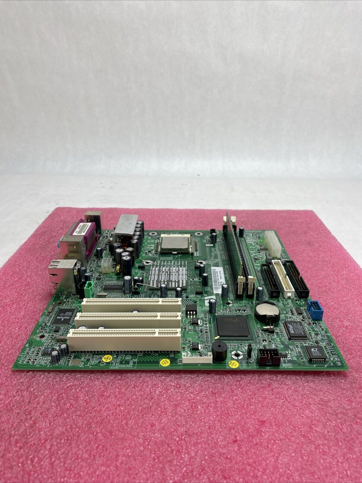 Dell Dimension 2400 MT Motherboard Intel Pentium 4 2.2GHz 256MB RAM