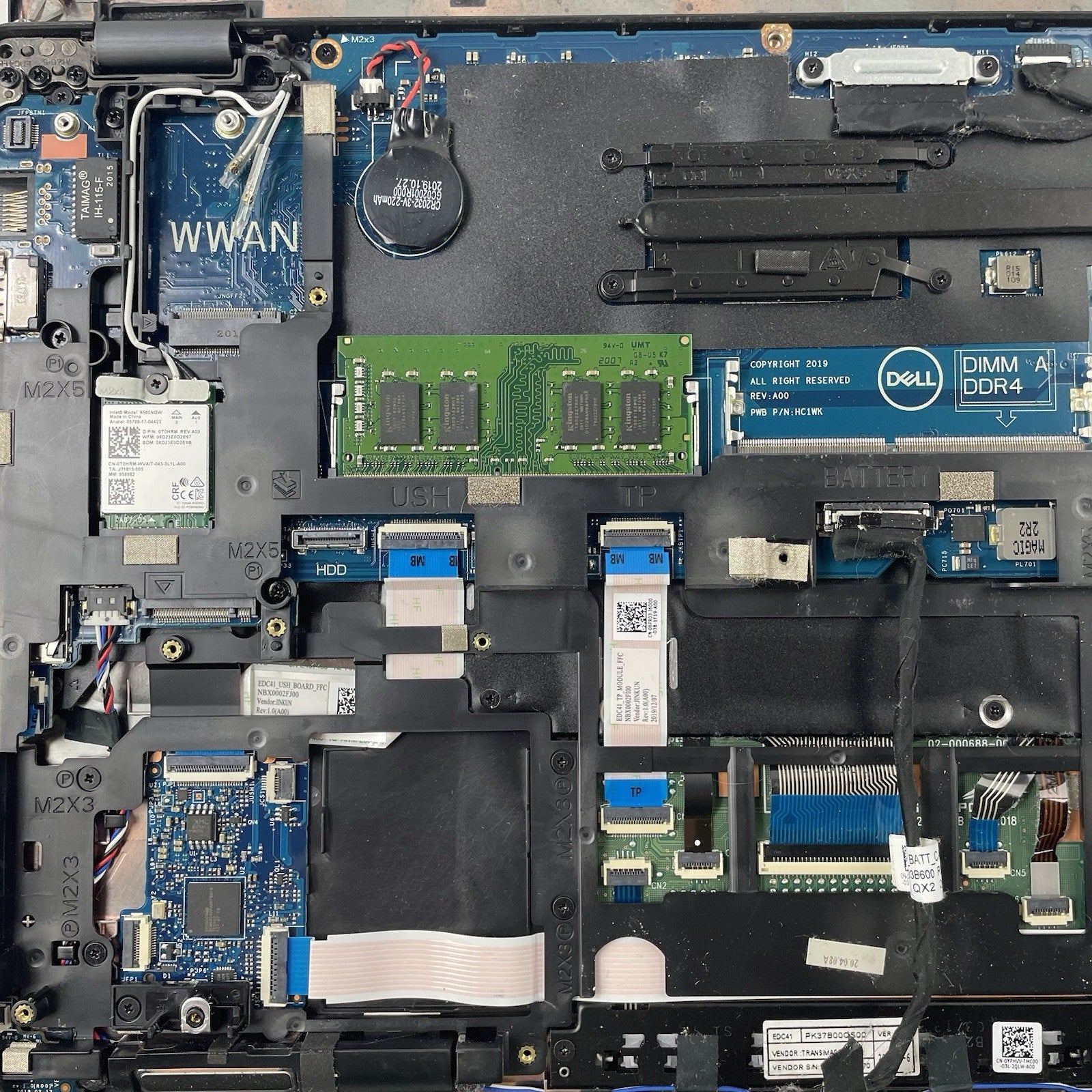 Dell Latitude 5400 14" i5-8365U 1.60 GHz 8 GB RAM No SSD/OS/AC/Batt- Bad Bottom21