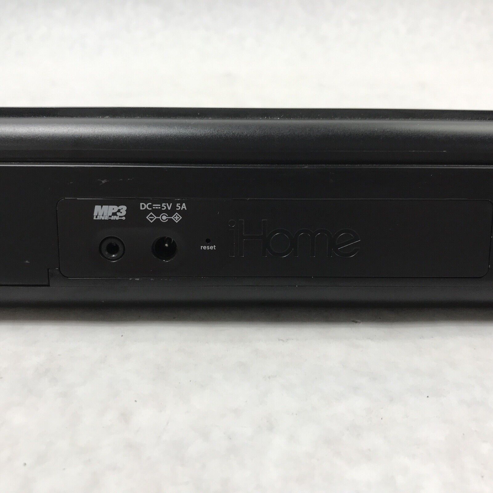 iHome HiDM5B Bluetooth Keyboard and Wireless Speaker System Black