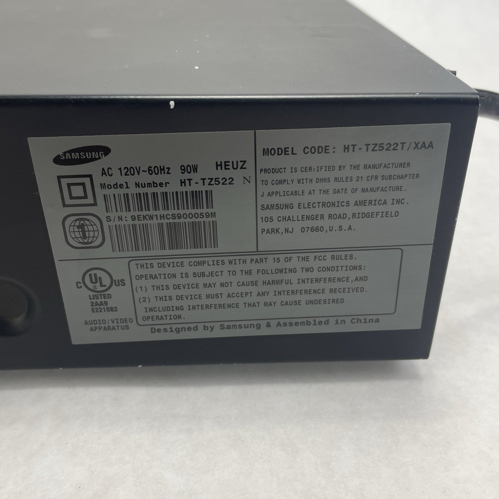 Samsung HT-TZ522 / 1200W 5 Disc CD/DVD Home Theater System  No Remote For Parts