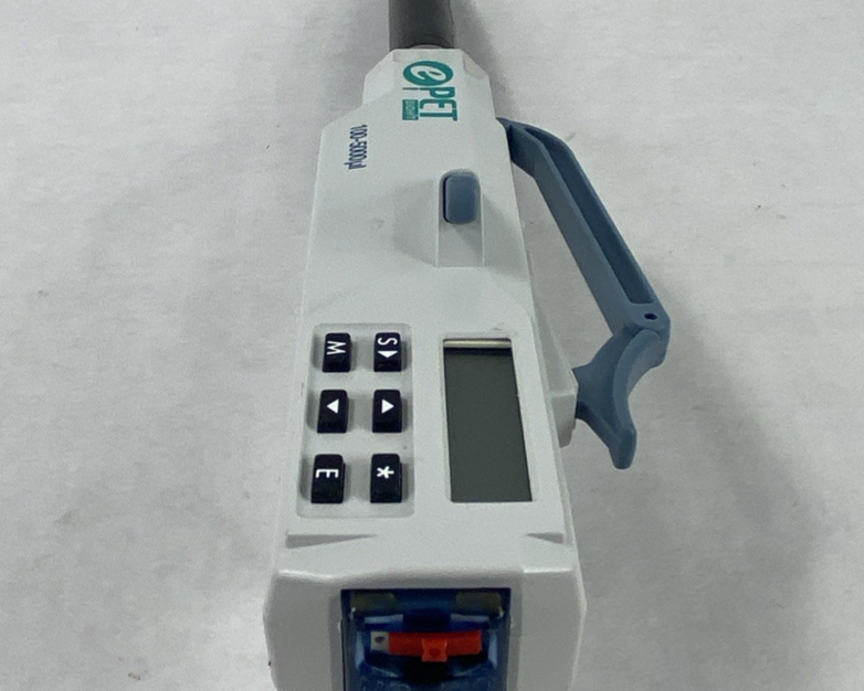 Biohit ePet 100-5000 uL Single-Channel Electronic Pipette