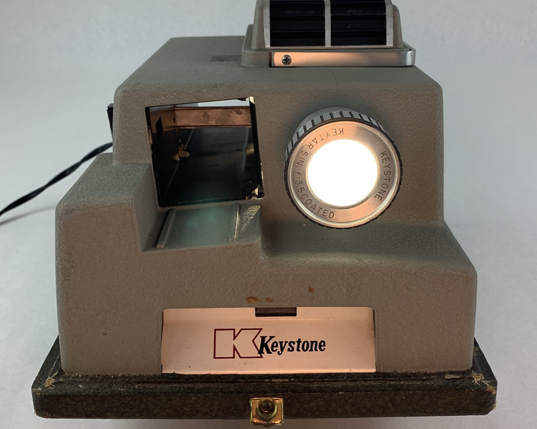 Keystone K-500 Deluxe Automatic Slide Projector Tested W/ Bulb and Cover