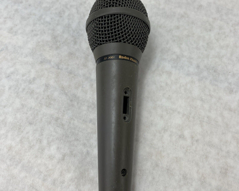 Radio Shack 33-3001 Uni-Directional Dynamic Microphone - Missing On/Off Switch