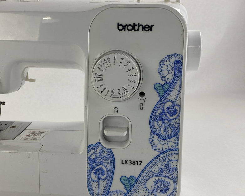 Brother LX3817 Sewing Machine No Foot Pedal No Power Cord parts or Repair