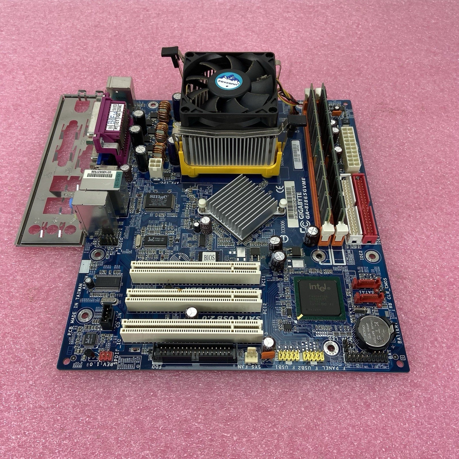 Gigabyte GA-8I865GVME Motherboard Intel Pentium 4 2.66GHz 1.48GB RAM w/IO Shield1