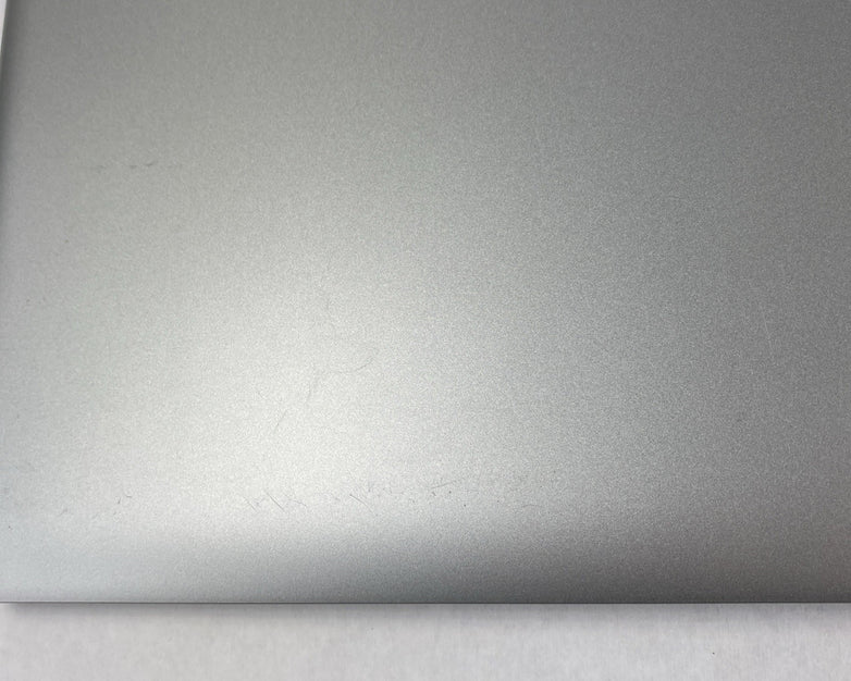 Lenovo IdeaPad 330-17IKB Core i7-8550U 1.80 GHz 16 GB RAM 17.3" No HDD No OS