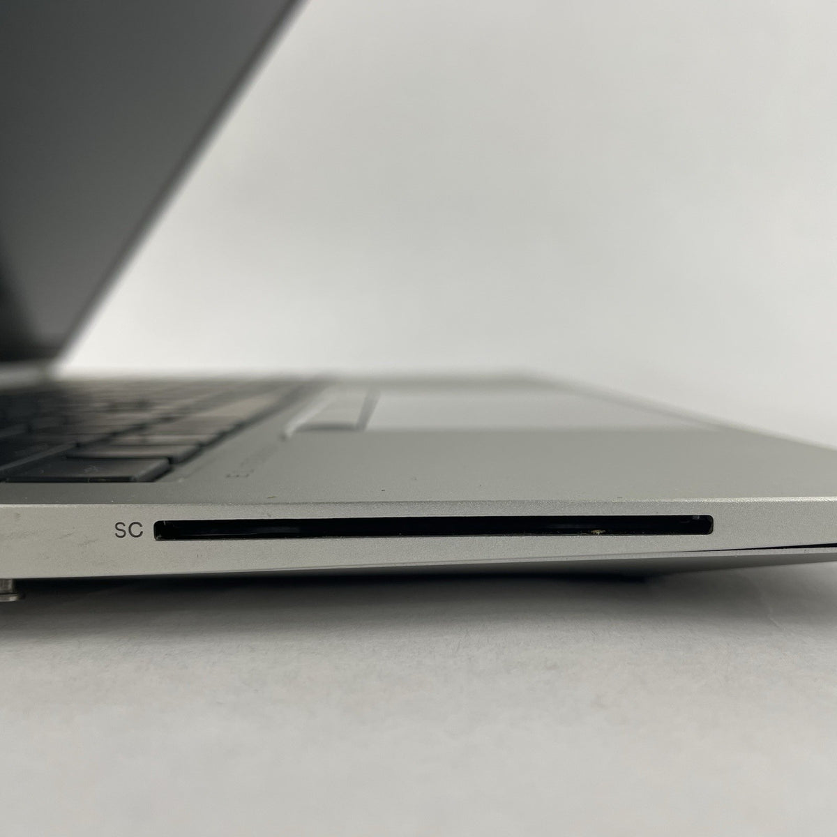 HP EliteBook 850 G8 15.6" i7-1185G7 3.00 GHz 8 GB RAM No SSD/OS/AC/Batt5