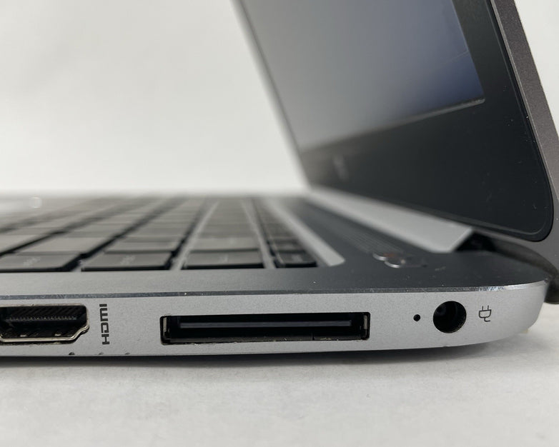 HP EliteBook Folio 1040 G3 14" i7-6600U 2.60 GHz 16 GB RAM No SSD/OS/AC