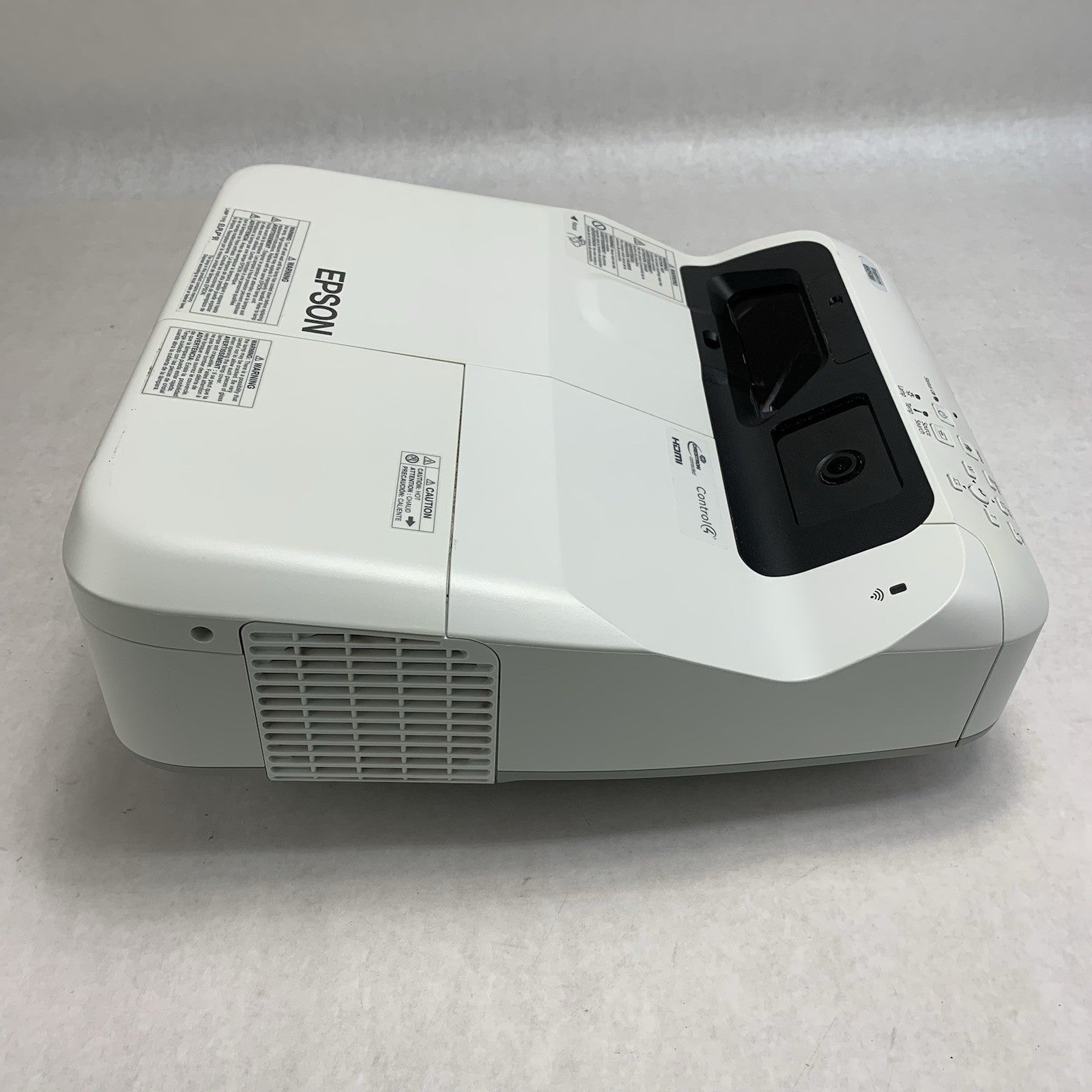 Epson PowerLite 695Wi H740A LCD Lamp Projector 220 Lamp Hours - No Remote2