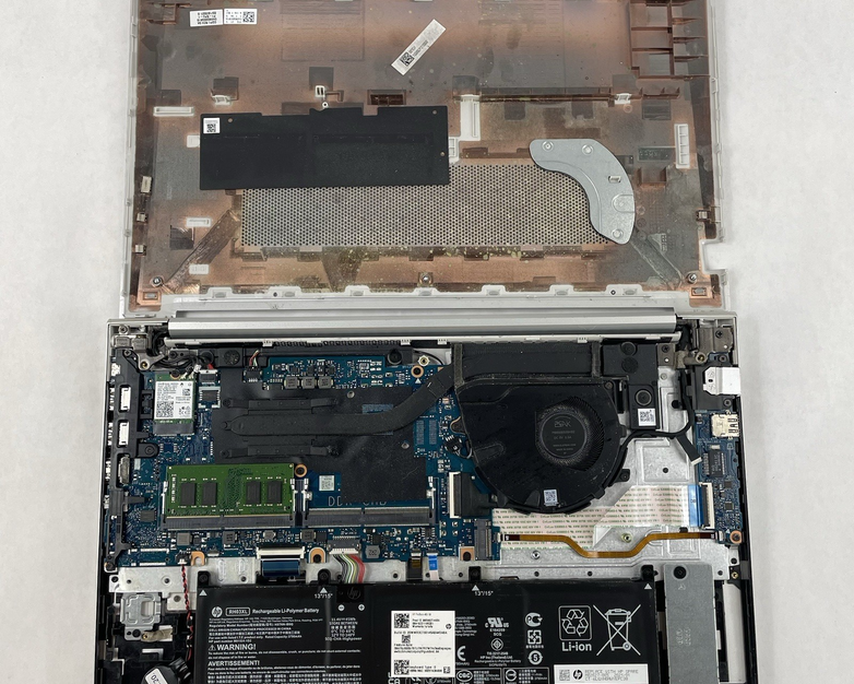HP ProBook 450 G8 15.6" i5-1135G7 2.40 GHz 8 GB RAM No SSD/OS/AC - Dented