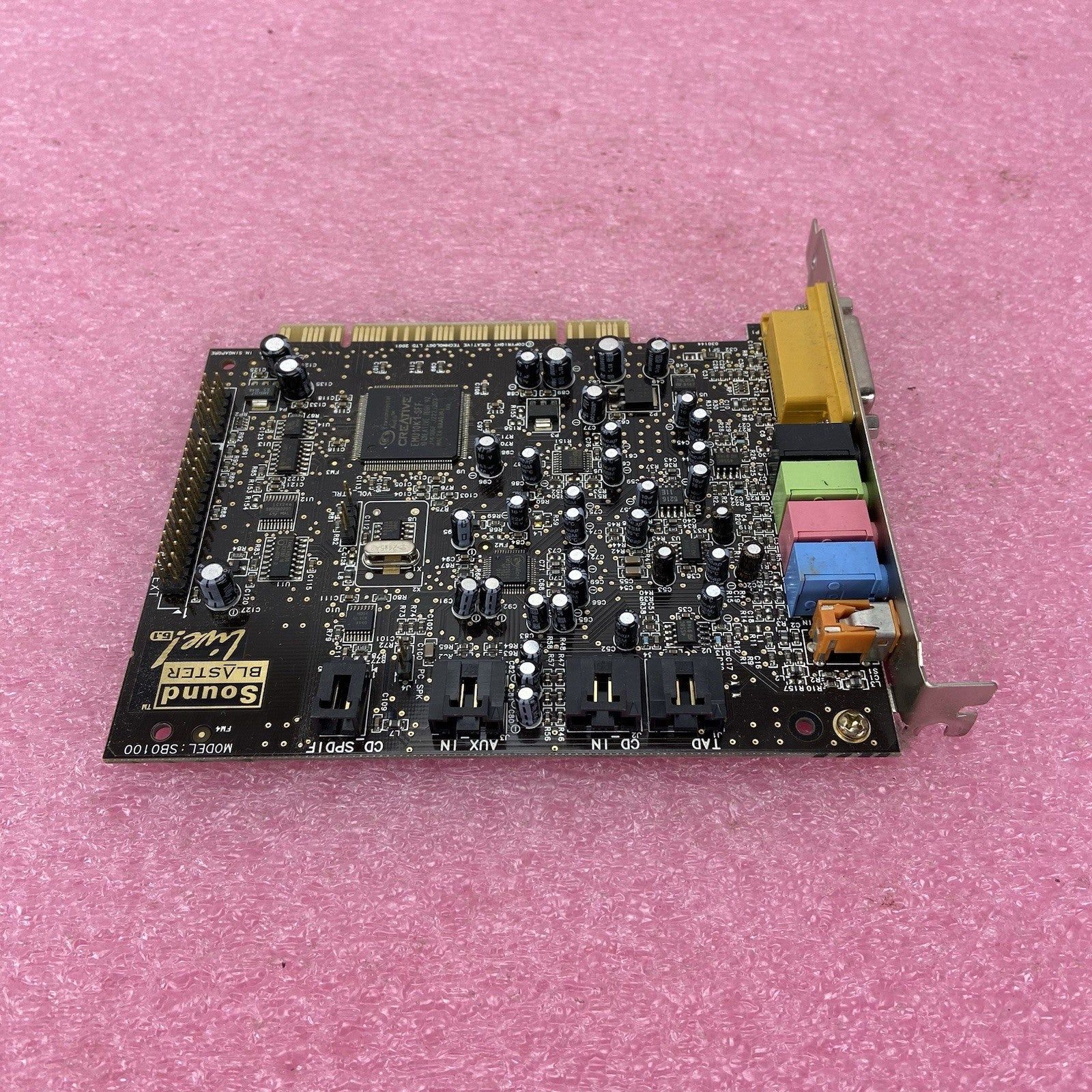Creative Labs Sound Blaster Live! 5.1 SB0100 PCI Audio Card2