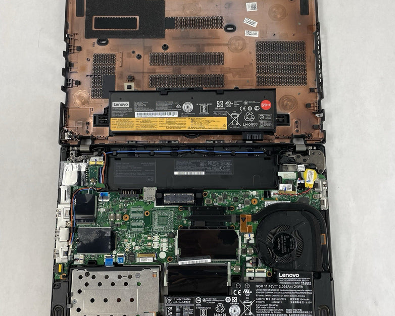 Lenovo ThinkPad T470 14" i5-6300U 2.40 GHz 8 GB RAM No SSD/OS/AC