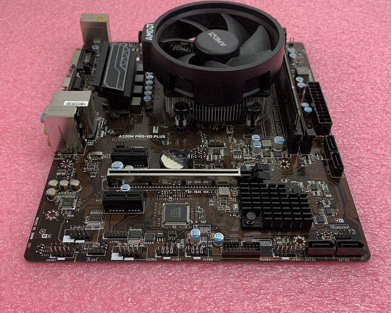 MSI MS-7B38 Ver: 1.1 Motherboard Ryzen 3 2200G 3.5GHz 8GB RAM w/ Shield