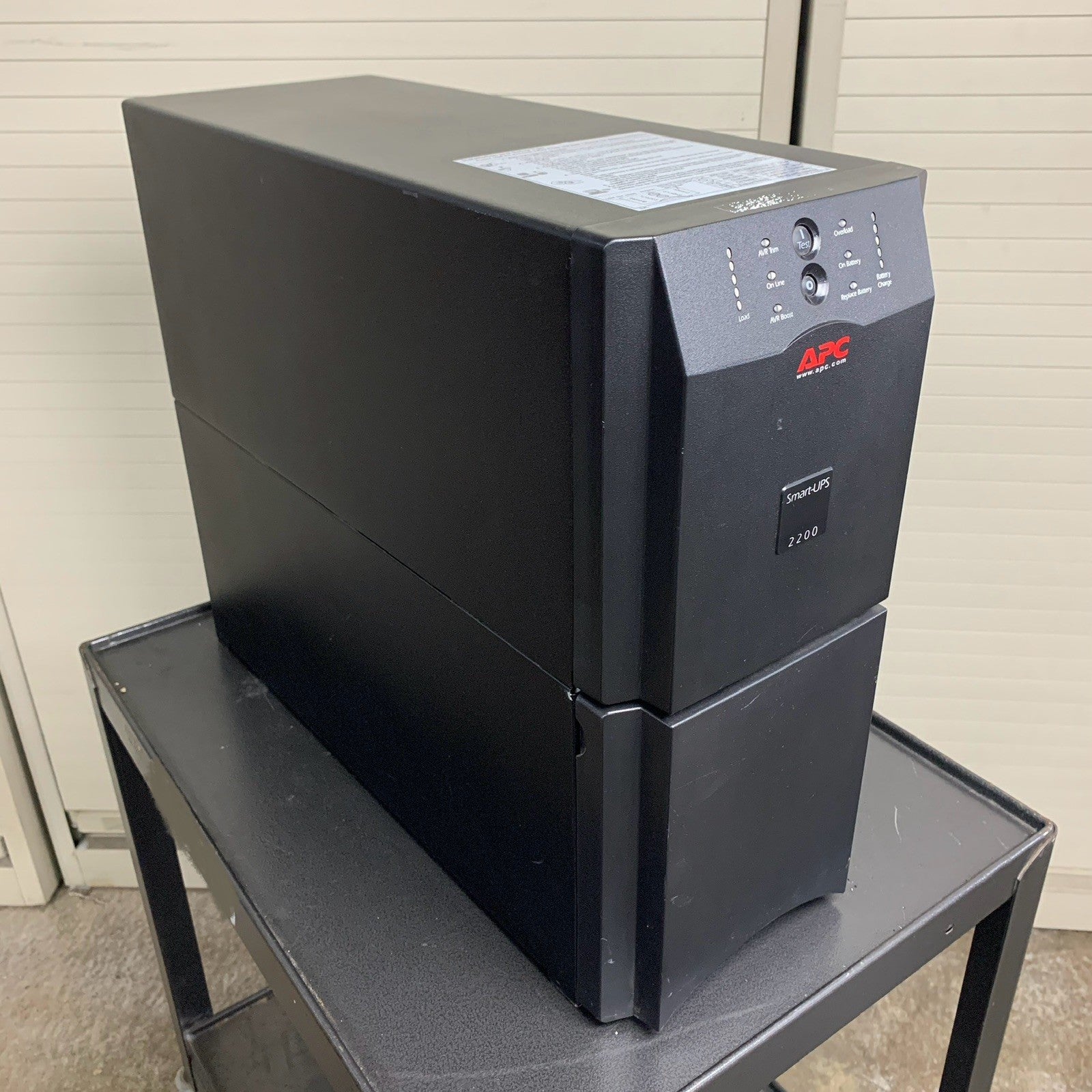 APC SUA2200 Smart-UPS 2200 UPS Tower Tested No Batteries w/ Cord