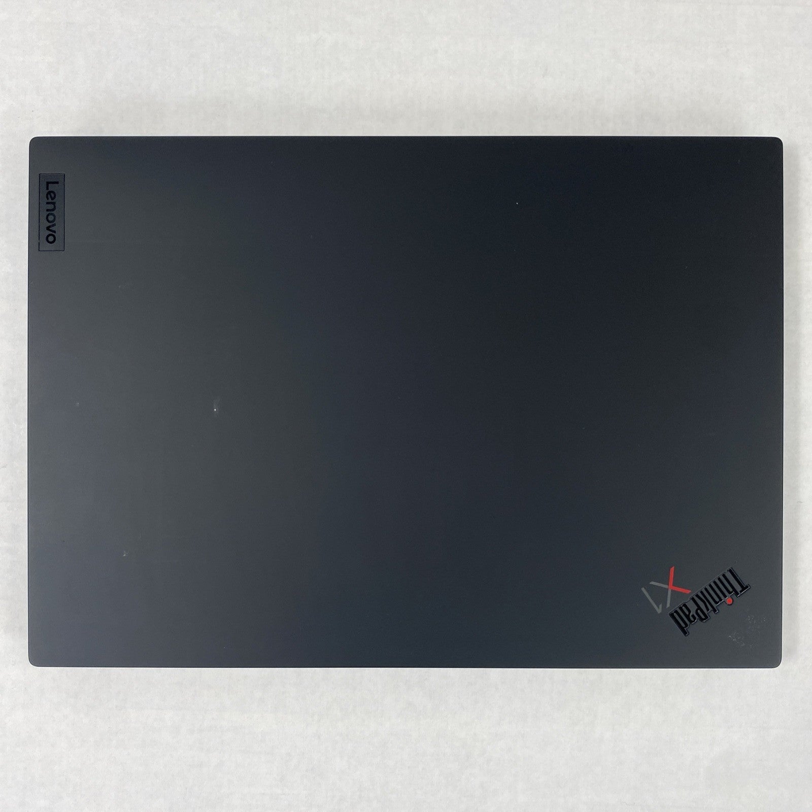 Lenovo ThinkPad X1 Carbon Gen 11 i7-1365U 1.80 GHz 16 GB RAM 14.0" No HDD No OS