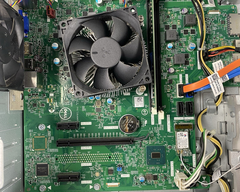 Dell Inspiron 3668 MT Intel Core i5-7400 3.00GHz 8GB RAM No HDD No OS