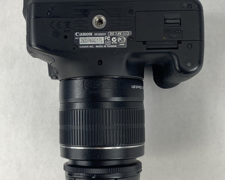 Canon DS126311 Camera EFS 18-55mm Macro 0.25m/0.8ft Zoom Lens w/Battery and Dock