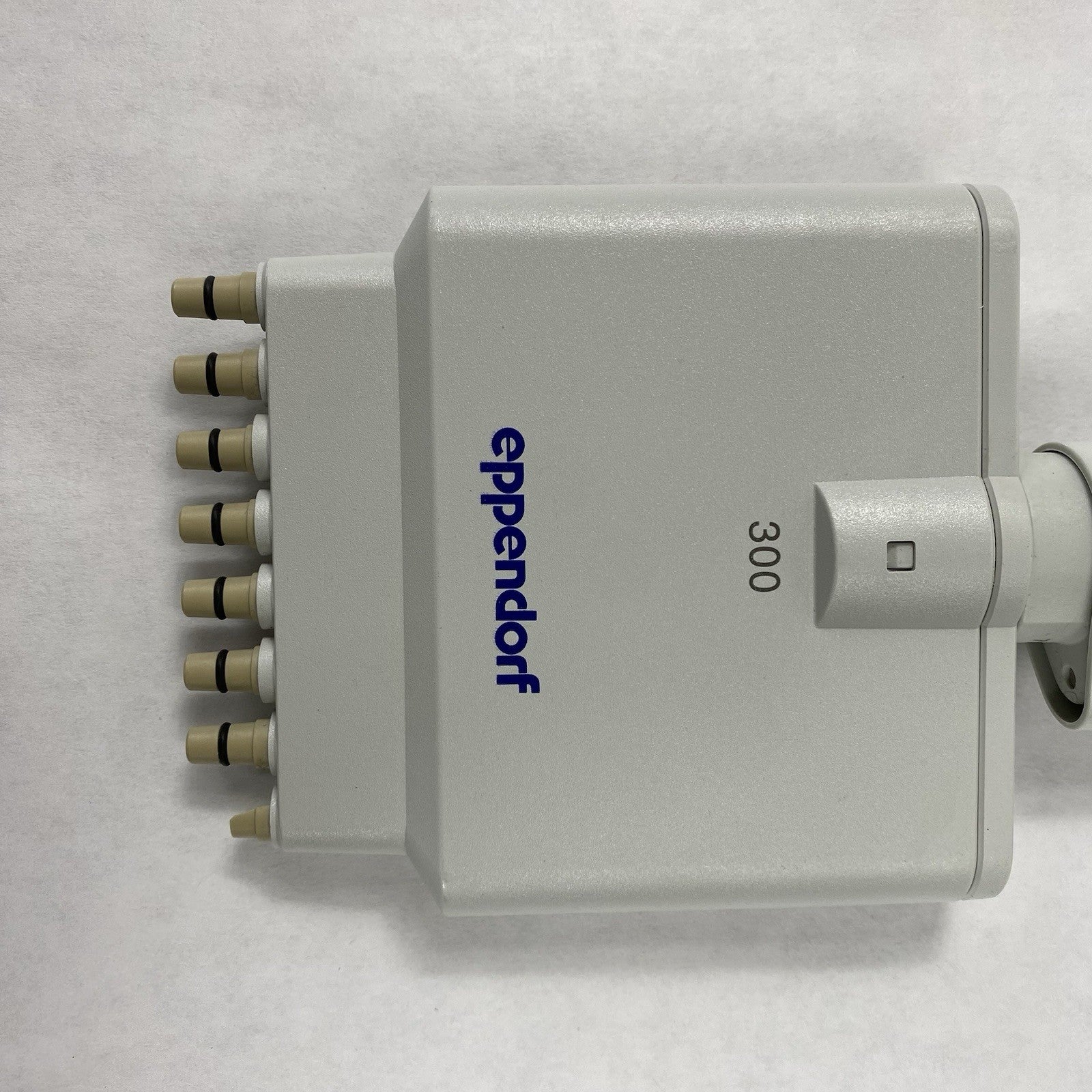 Eppendorf Research 300 30-300 uL 8-Channel Pipette - Parts or Repair