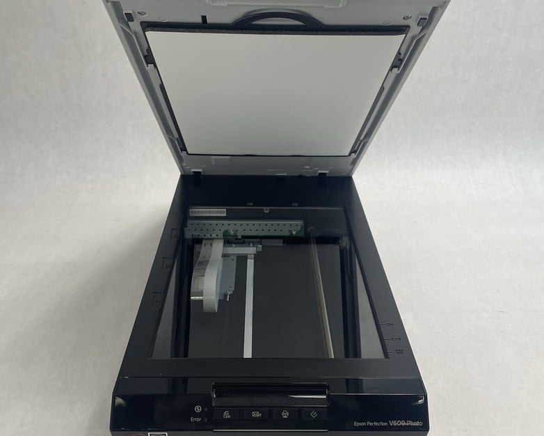 Epson Perfection V600 Photo Flatbed Scanner J252A Tested