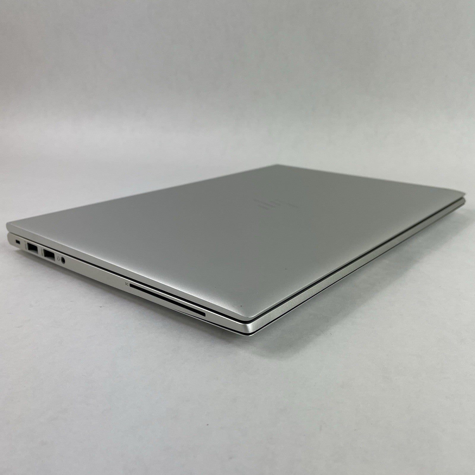HP MT46 14" AMD Ryzen 3 Pro 4450U 2.50 GHz 8 GB RAM No SSD/OS/AC9