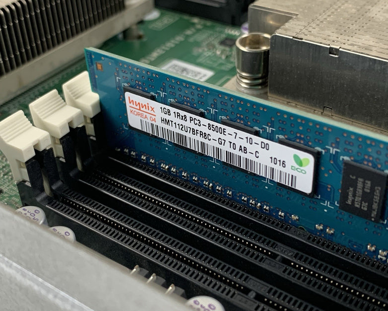 Dell PowerEdge R410 1U Server 2x Xeon E5506 2.13 GHz 2 GB Ram No OS No HDD