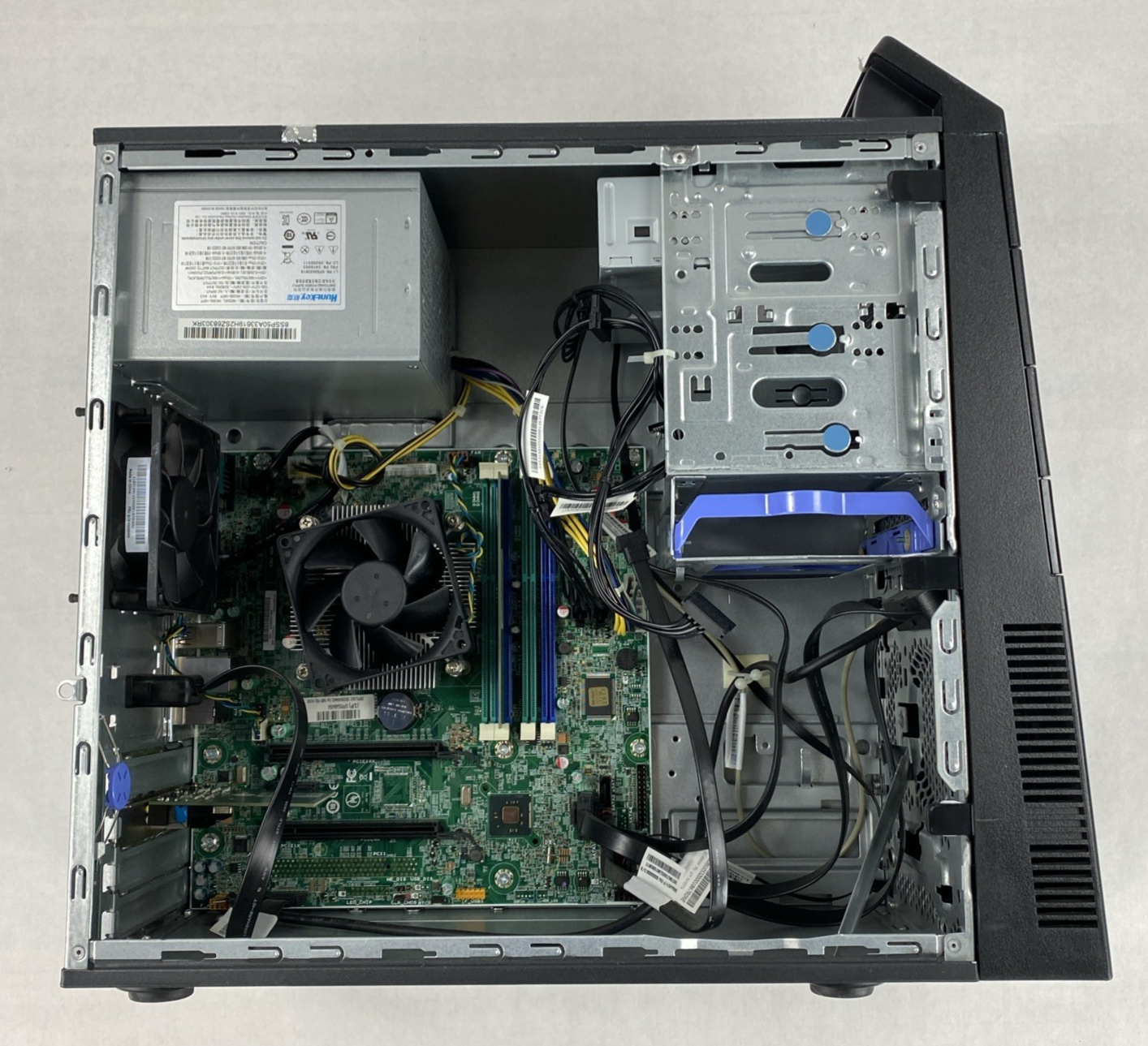 Lenovo ThinkCentre M6500T-N008 MT Pentium G3260 3.30GHz 2GB RAM No HDD No OS