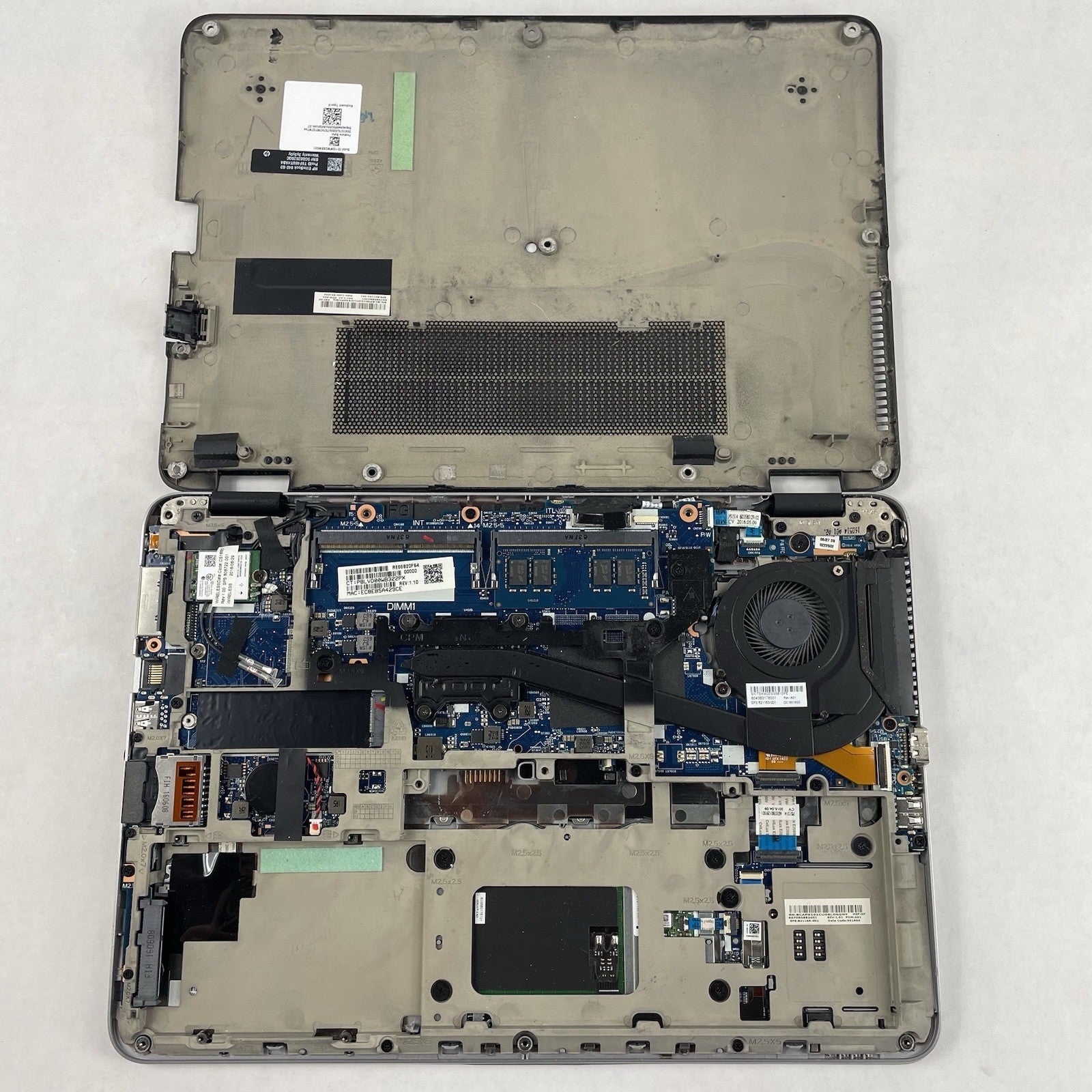 HP EliteBook 840 G3 14" i5-6200U 2.30 GHz 8 GB RAM No SSD/OS/AC/Batt15
