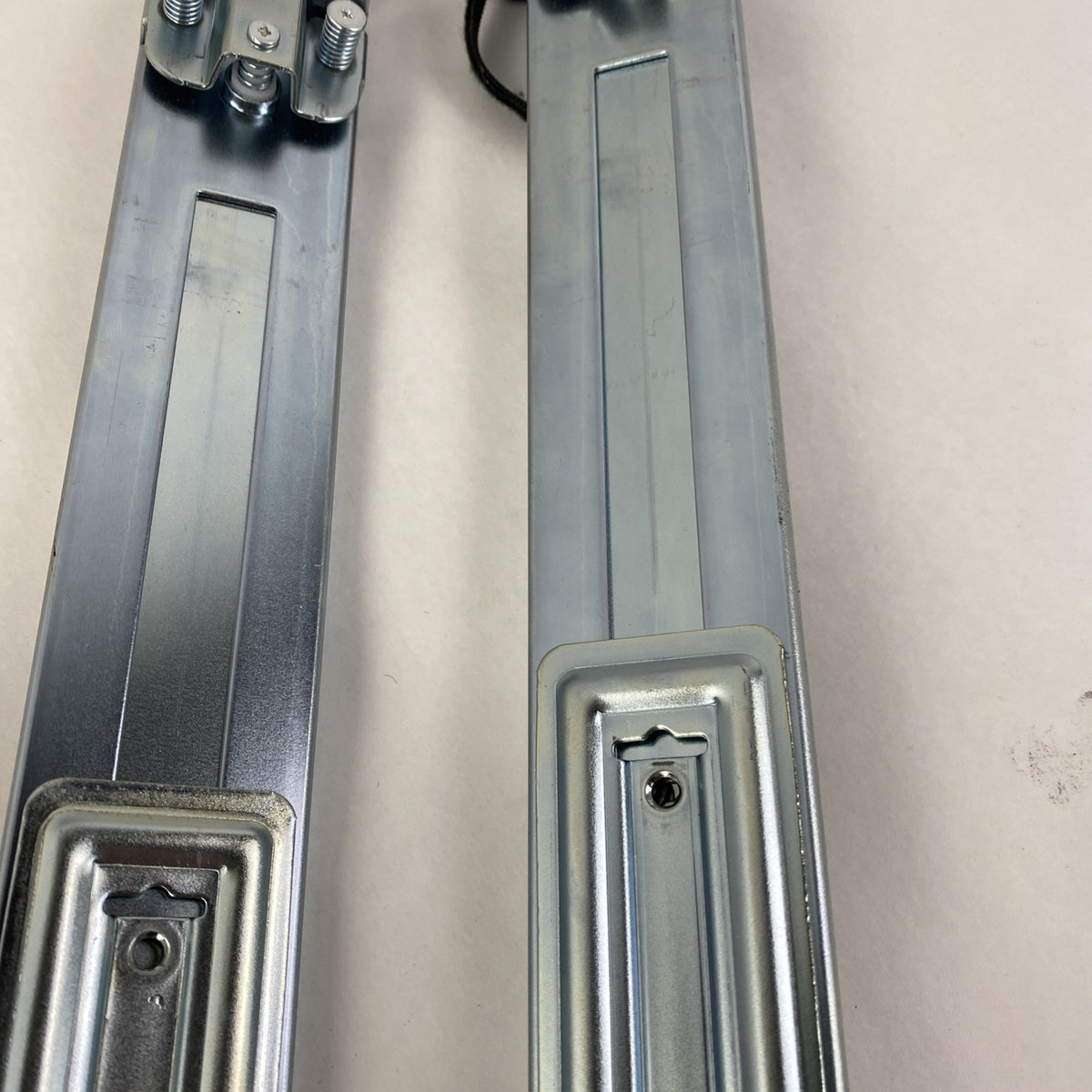 Dell 00D9374 1U Left and Right Sliding Server Rail6