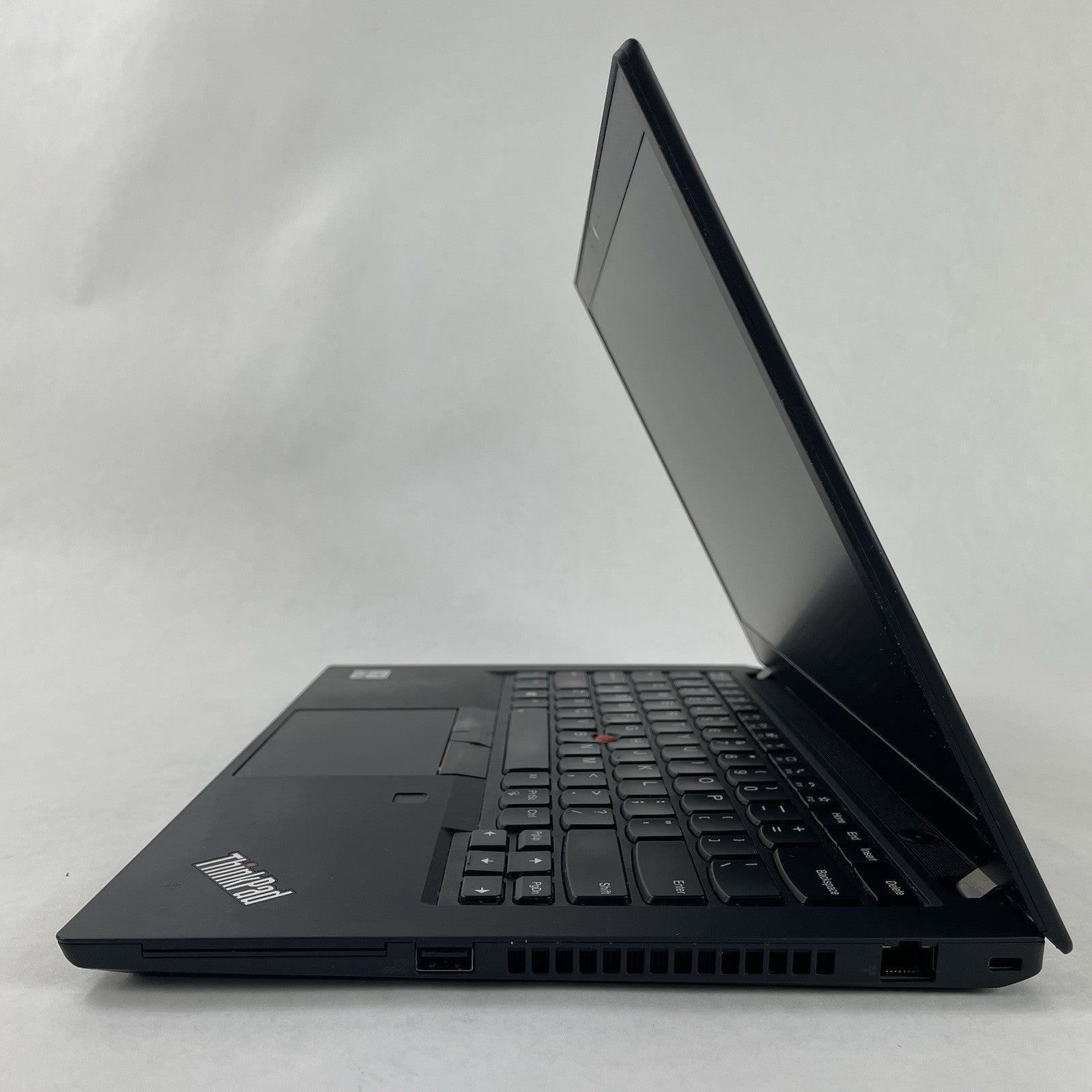 Lenovo ThinkPad T14 Gen1 14" i5-10310U 1.70GHz 8GB RAM No SSD/OS/AC - Bad Corner7