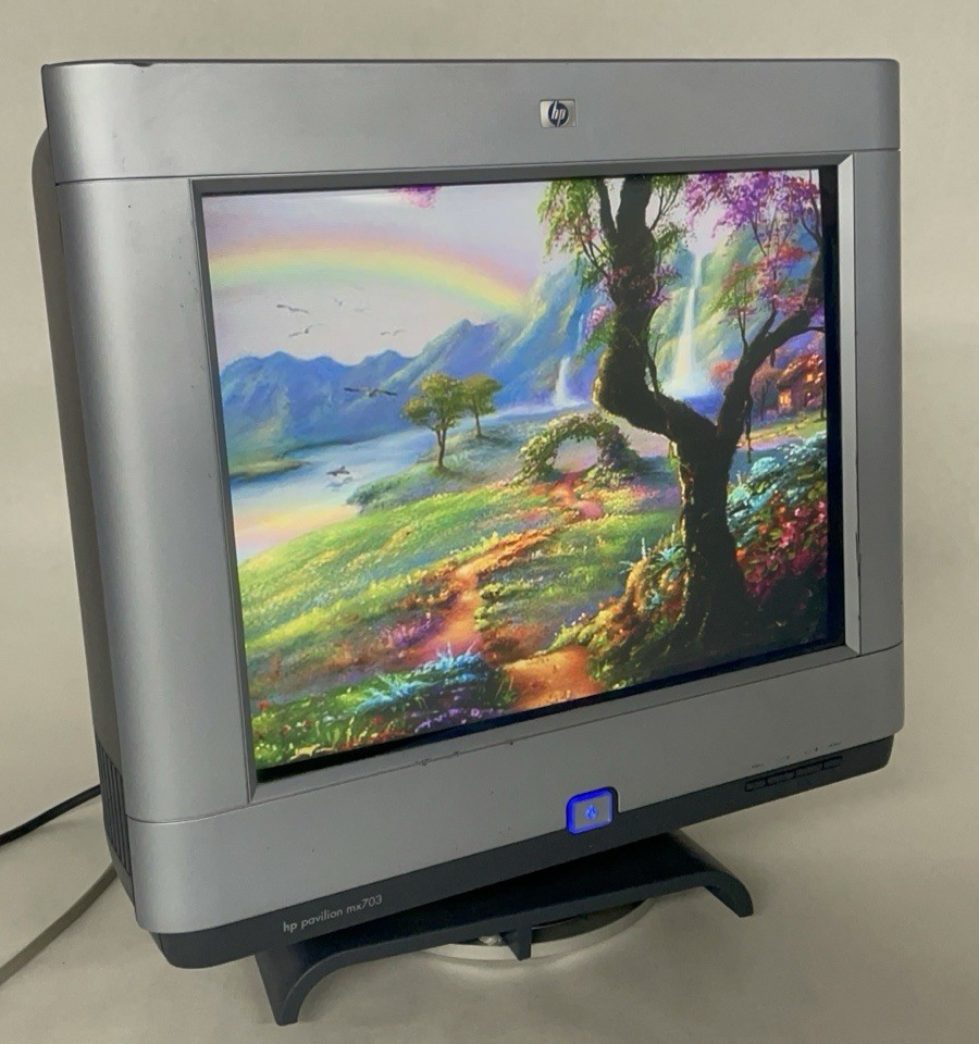HP Pavilion mx703 PE1168 17" Flat CRT Tube VGA Color Computer Monitor0