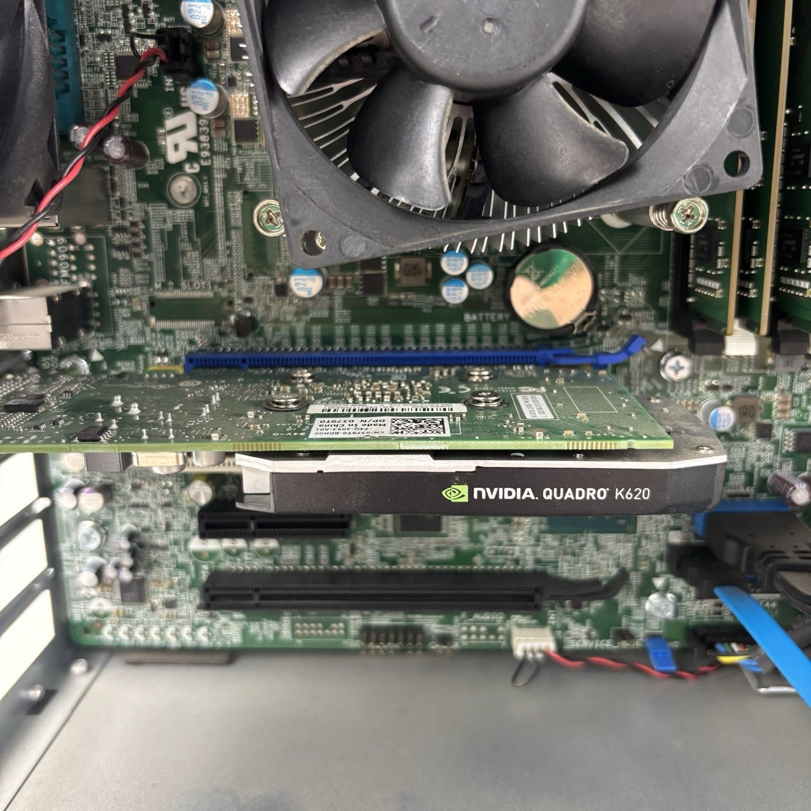 Dell Precision Tower 3620 Xeon E3-1220v5 3 GHz 16 GB RAM No HDD No OS