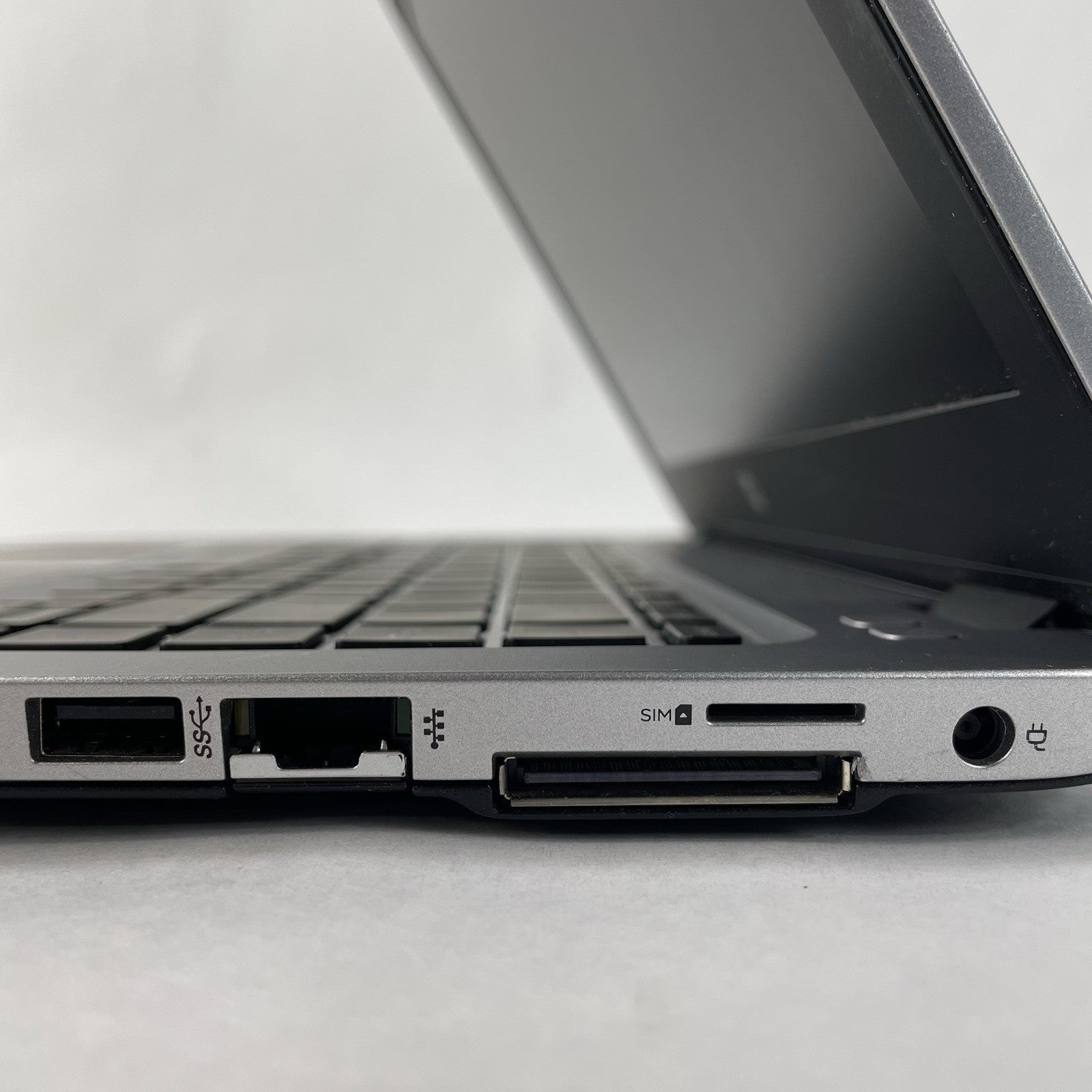 HP EliteBook 840 G4 14" i5-7200U 2.50 GHz 8 GB RAM No SSD/OS/AC/Battery7