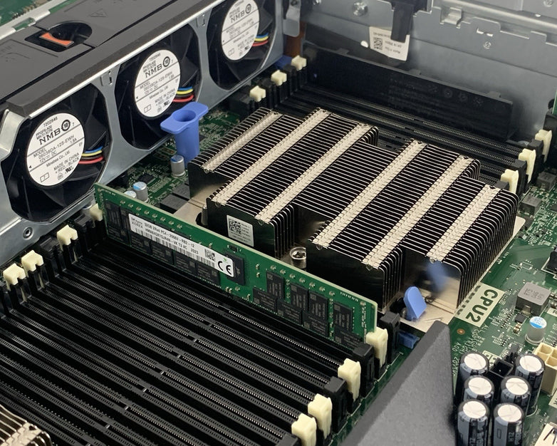 Dell PowerEdge R740 2x Xeon Silver 4114 2.20 GHz 64 GB RAM H740p No OS No HDD