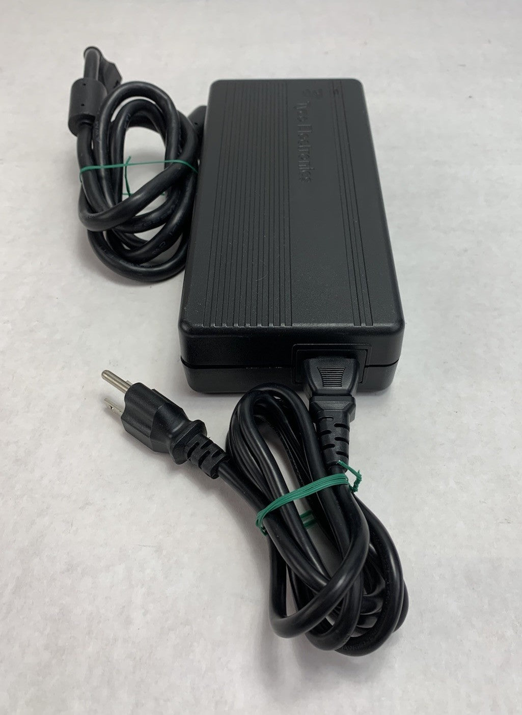 Tyco Electronics CAD240121 12V 20A 240W AC Adapter Power Supply2
