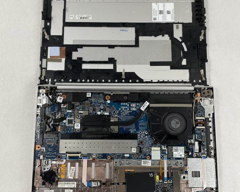 HP EliteBook 850 G8 15.6" i5-1145G7 2.60 GHz 8 GB RAM No SSD/OS/AC/Batt