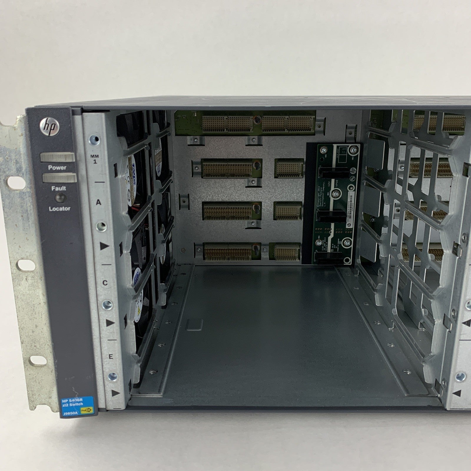 HP J9850A Aruba 5406 ZL2 Switch Chassis NO Modules 2x Power Supply Power Tested