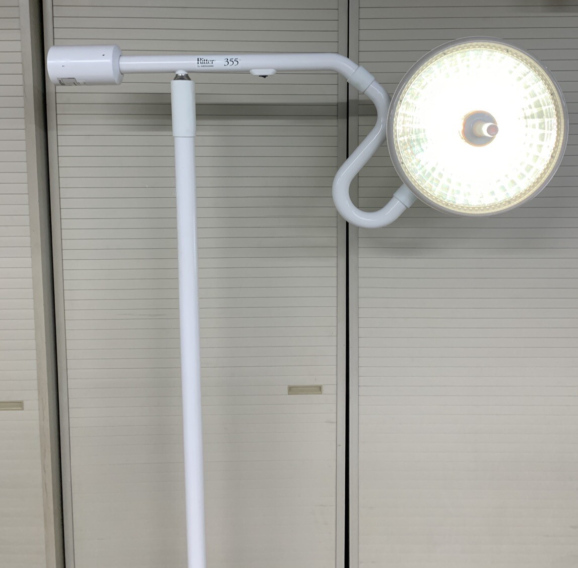 Midmark Ritter 355-022 Medical Exam Procedure Light Tested W/ Bulb and Cord