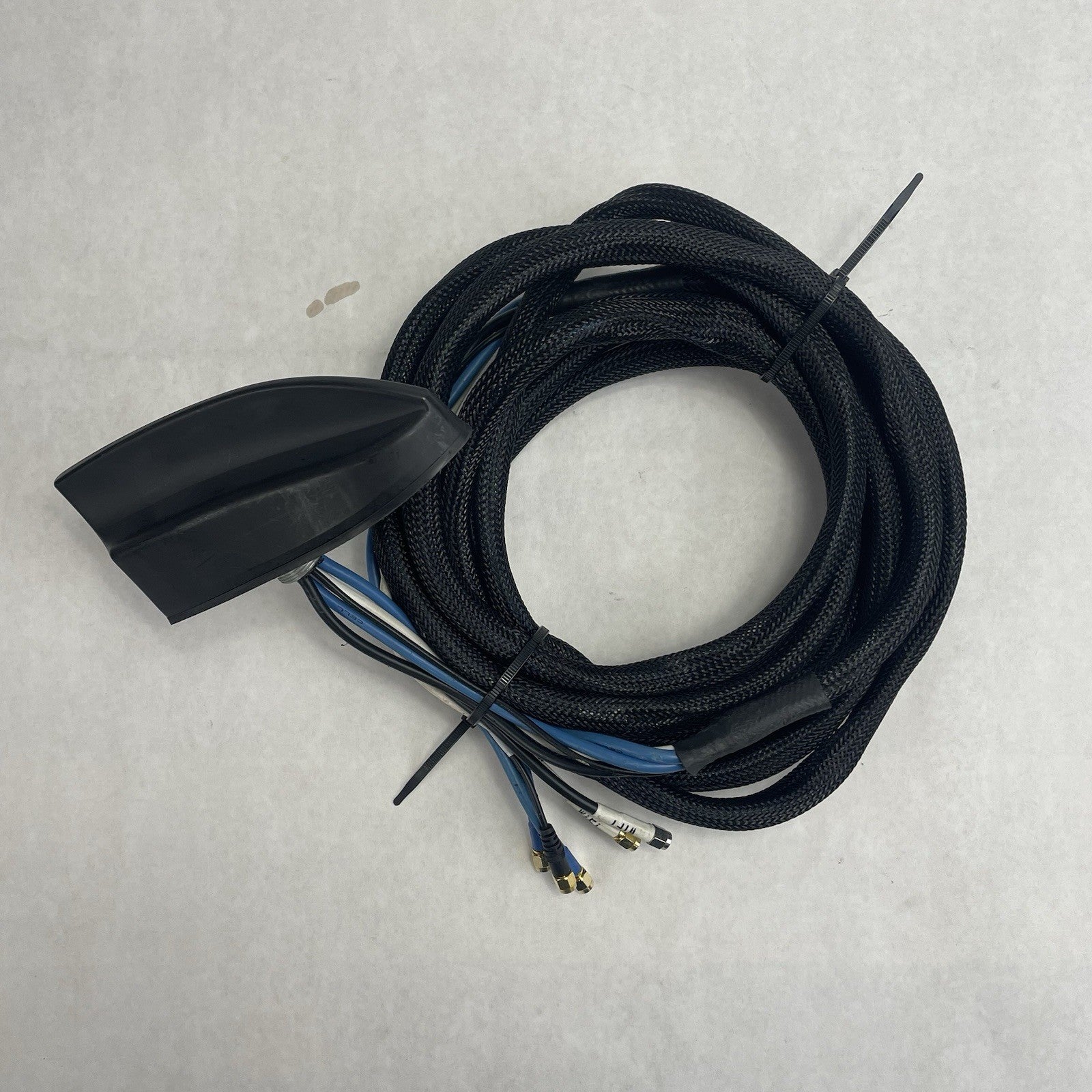 Antenna Module Black Braided Cable