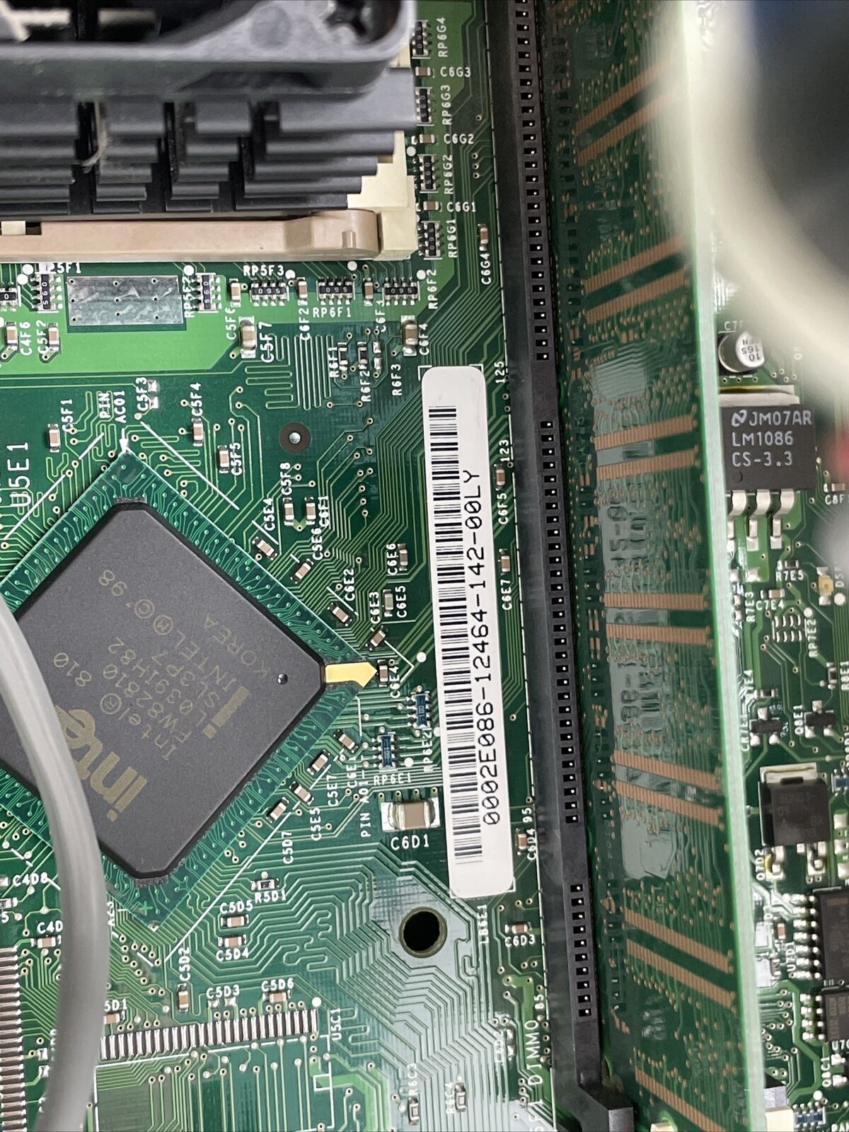 Dell Dimension L700CXE MT Intel Celeron 700MHz 128MB RAM No HDD No OS