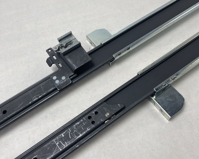 Unbranded L-4N344 / R-4N345 Left Right Server Rack Rail Set