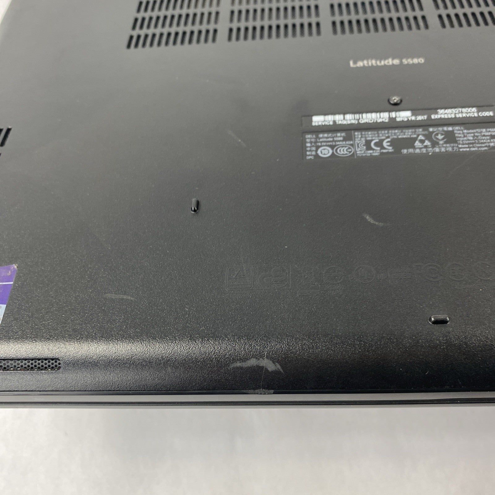 Dell Latitude 5580 Core i5-7300U 2.60 GHz 8 GB RAM 15.6" No Battery No HDD No OS