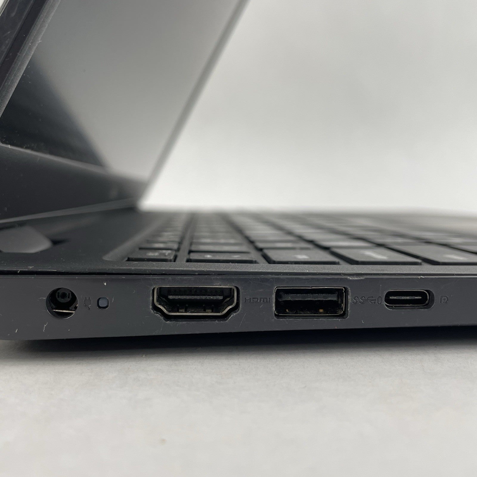 Dell Latitude 3510 15.6" i7-10510U 1.80 GHz 8 GB RAM No SSD/OS/AC5