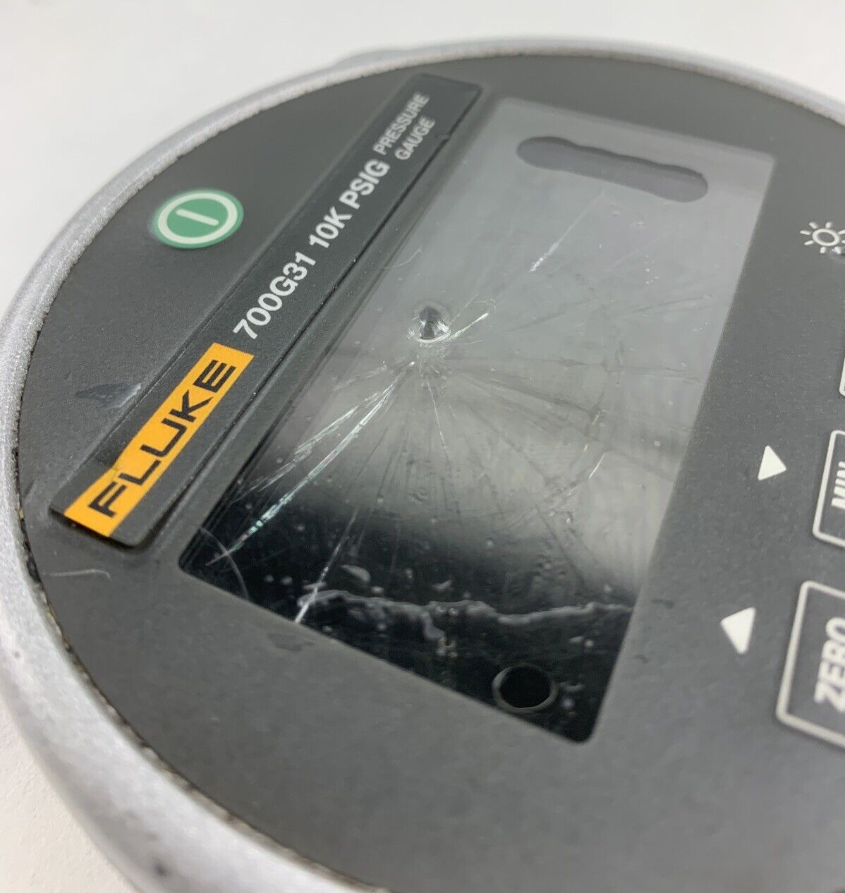 Fluke 700G31 10K PSIG Pressure Gauge Calibrator Cracked Screen Untested