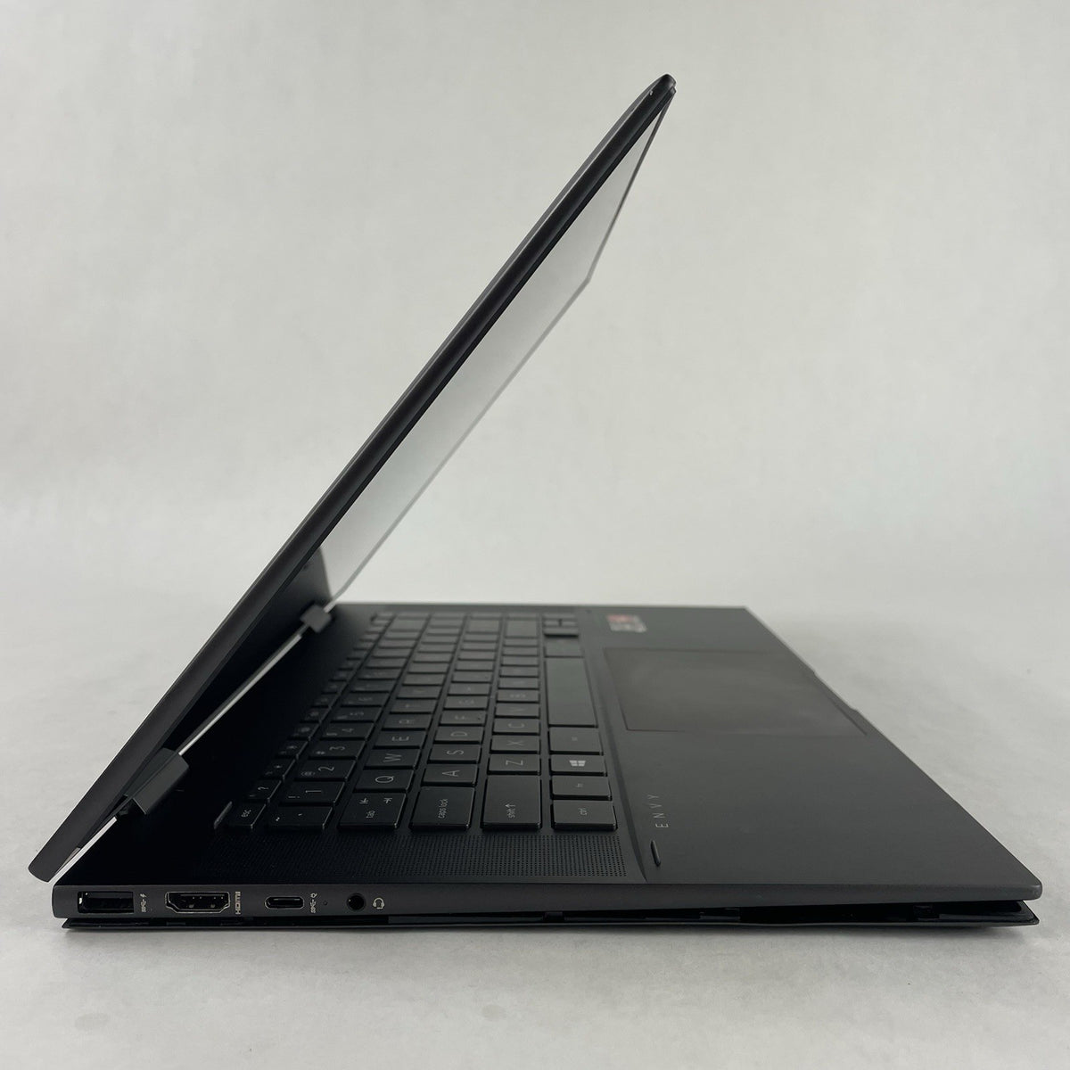 HP Envy x360 15.6" Ryzen 7 5700U 1.80 GHz 16 GB RAM No SSD/OS/AC - Bottom Panel5
