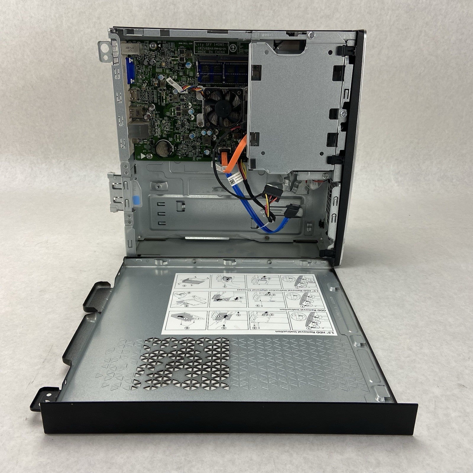 Dell Inspiron 3252 SFF Intel Pentium J3710 1.6GHz 8GB RAM No AC/HDD/OS8