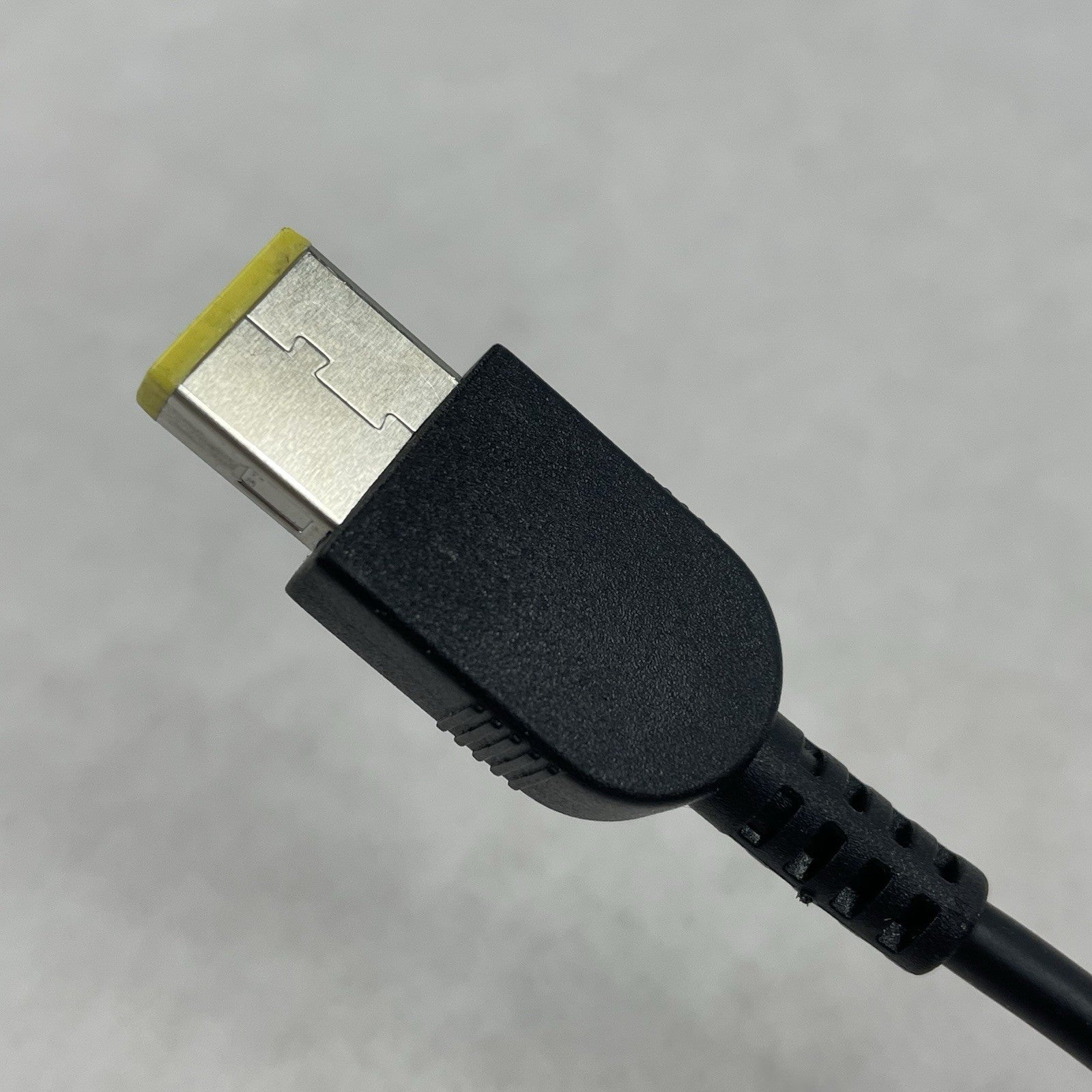 Lenovo 135W AC Adapter ADL135NCC2A OEM Charger