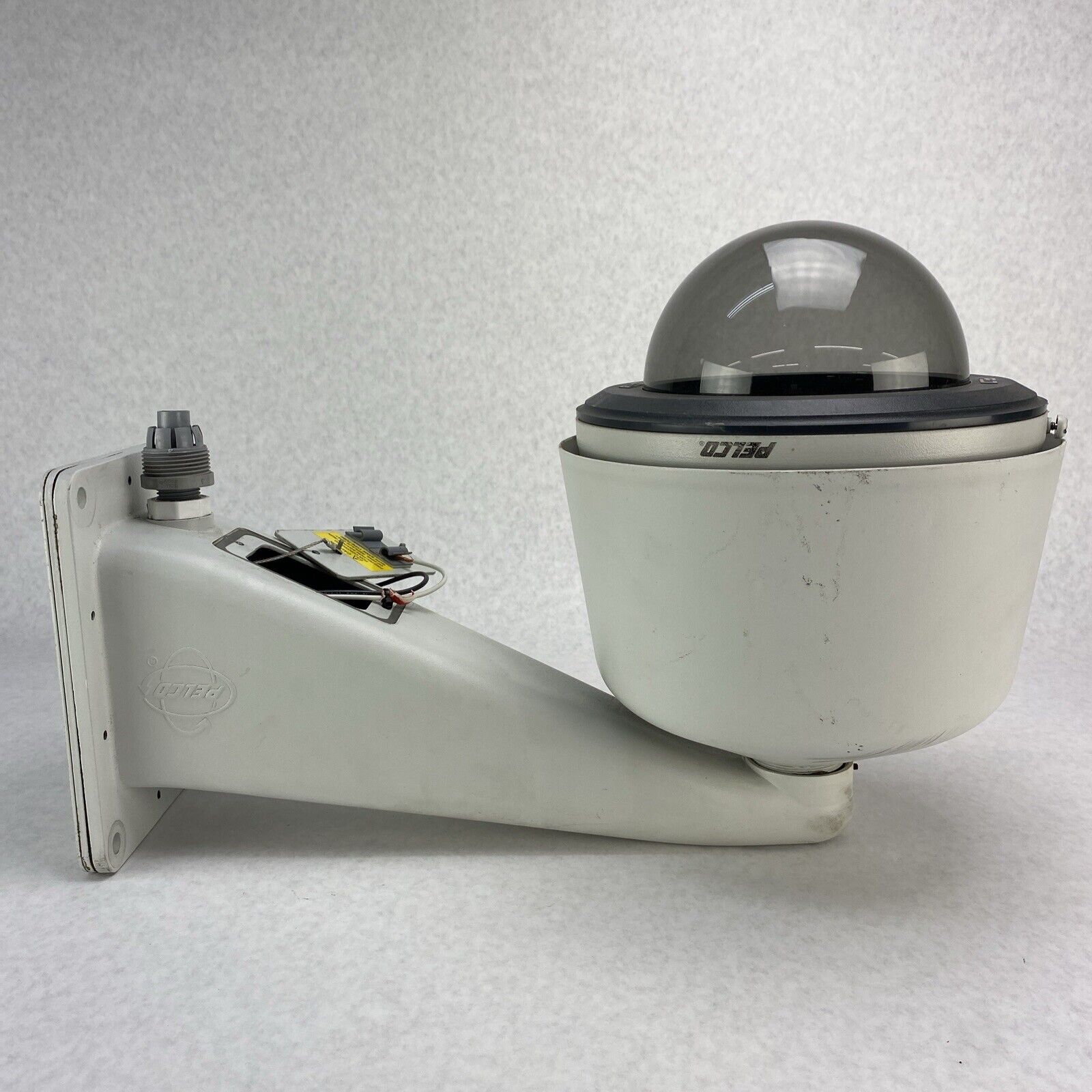 Pelco DF5-PG-E0 Pendant Smoky Tinted Camera Dome No Camera w/ Mount & Components